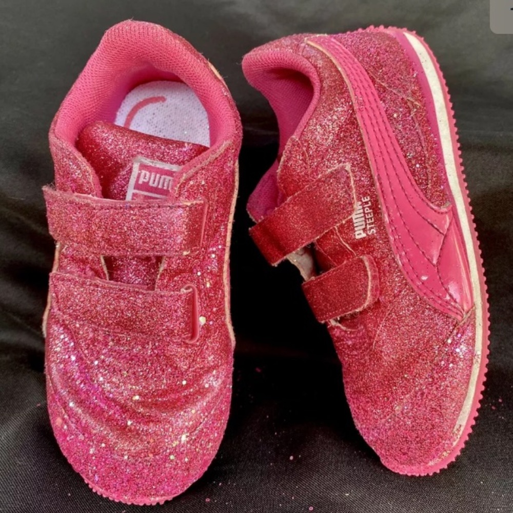 Puma Toddler girls pink sparkle glitter strap Sz 7